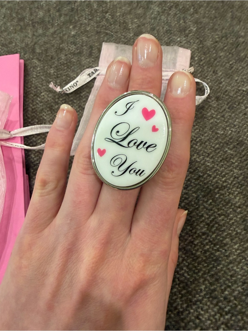 Tarina Tarantino I Love You Cameo Ring RARE RETIRED